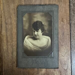 Antique Studio Portrait Risque Plus Size Woman‎ Welge Chester Illinois